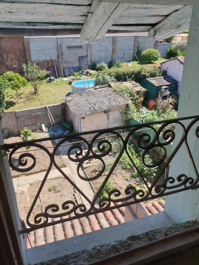 Ferienwohnung Petit Coin En Lomagne Pour La Nuit Beaumont-de-Lomagne Exterior foto